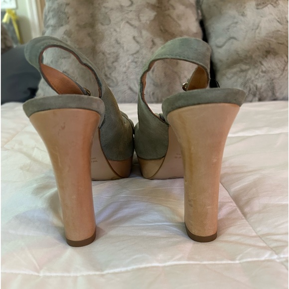 Wonders Wooden Heels - Picture 3 of 11